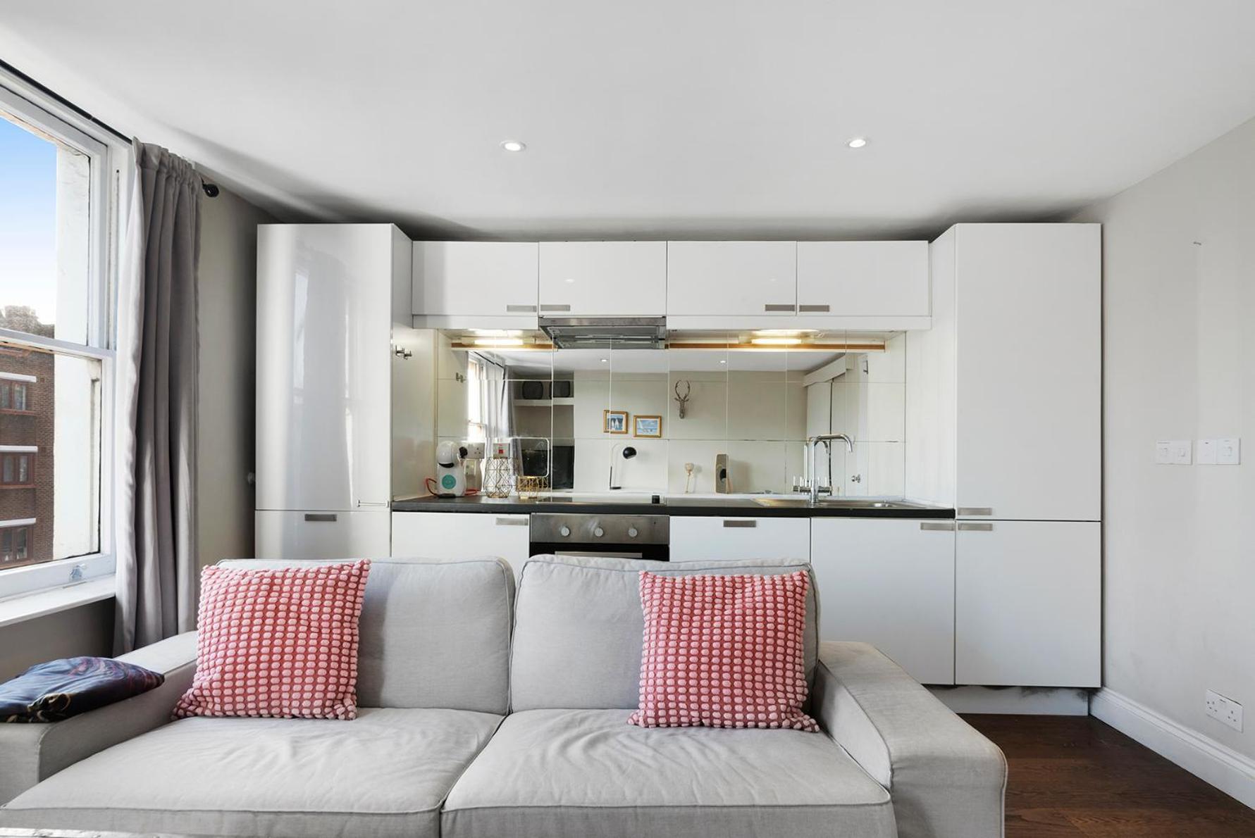 Modernised Apartments 1 And 2 Bedrooms Option Terrace And Balcony High Street ลอนดอน ภายนอก รูปภาพ